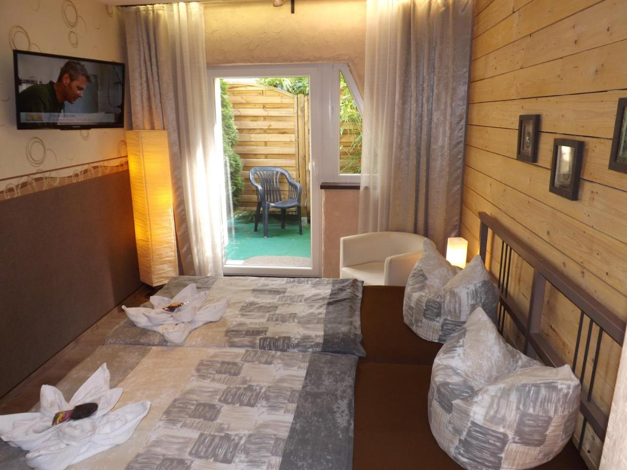Haus Oberkassel Hotell Bonn Eksteriør bilde