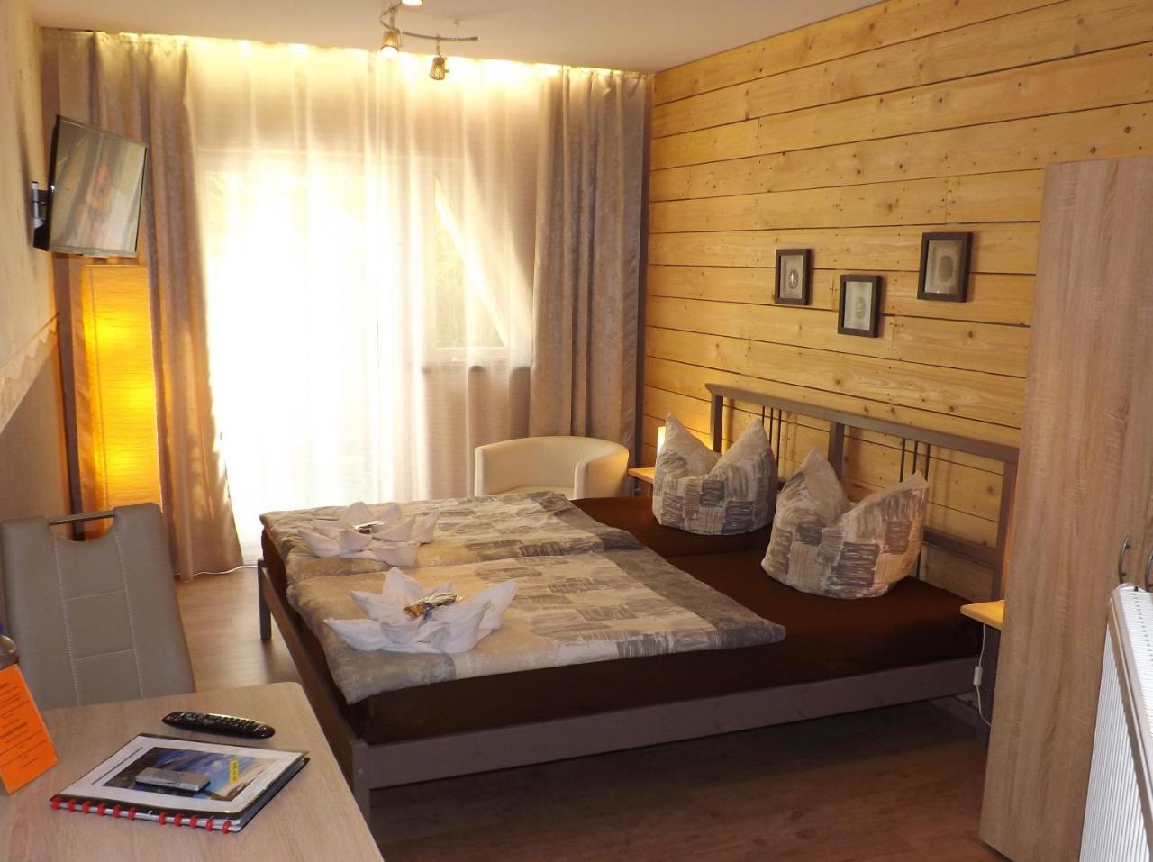 Haus Oberkassel Hotell Bonn Eksteriør bilde